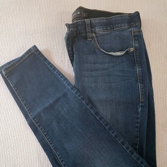 Torrid Premium Blue Skinny Jeans | Size 16R | Mid Wash Stretch Denim - Picture 1 of 15